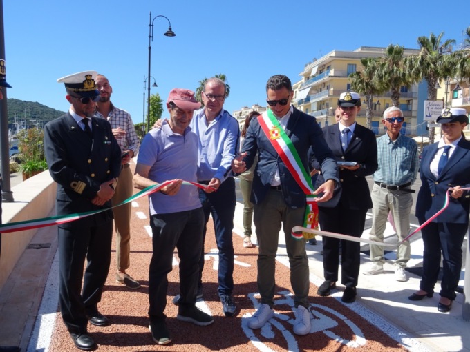 Inaugurato un nuovo tratto del Lungomare Caboto
