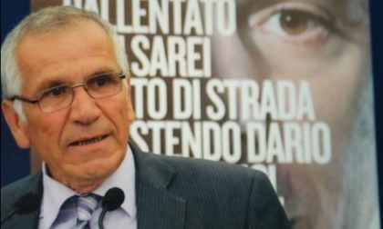 Erba alta e incolta su via Valmontorio, pericolo per la viabilita'