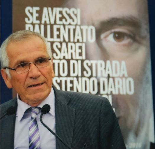 Erba alta e incolta su via Valmontorio, pericolo per la viabilita’