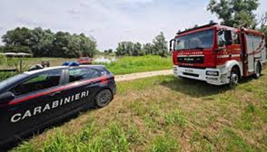 Fiamme sulla Migliara, danneggiato anche un immobile