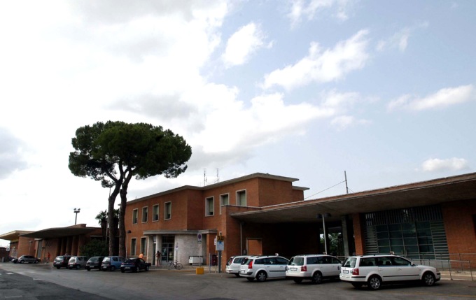 Violenza tra minori in centro, 13enne aggredito da un coetaneo
