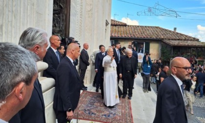Il Papa a sorpresa a Genazzano, la visita al Santuario. Poi a Santa Maria Maggiore