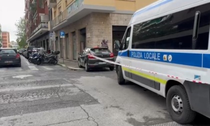 Pacco sospetto in centro, chiusa la strada