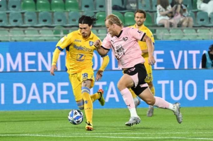 Palermo – Frosinone 2-0, i gialloblu oggi sarebbero ai play out