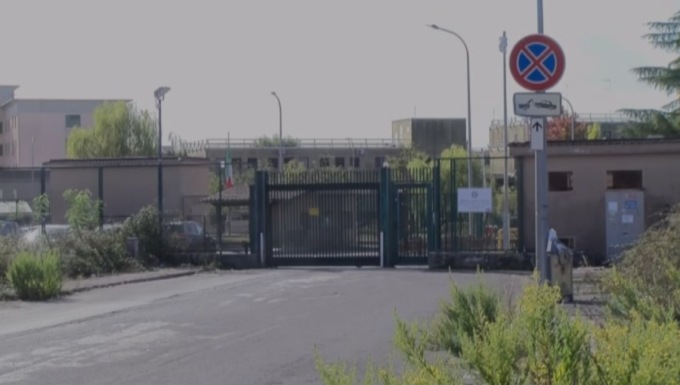 Pistola in carcere con il drone, arrestato per tentato omicidio