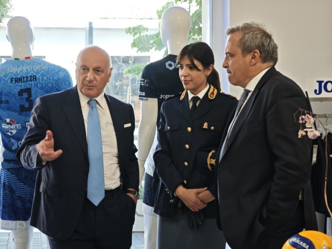 La visita del vice capo Vicario della Polizia di Stato, Carmine Belfiore