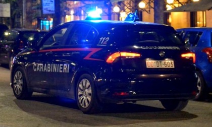 Aveva danneggiato un'auto ed un furgone, identificato e denunciato