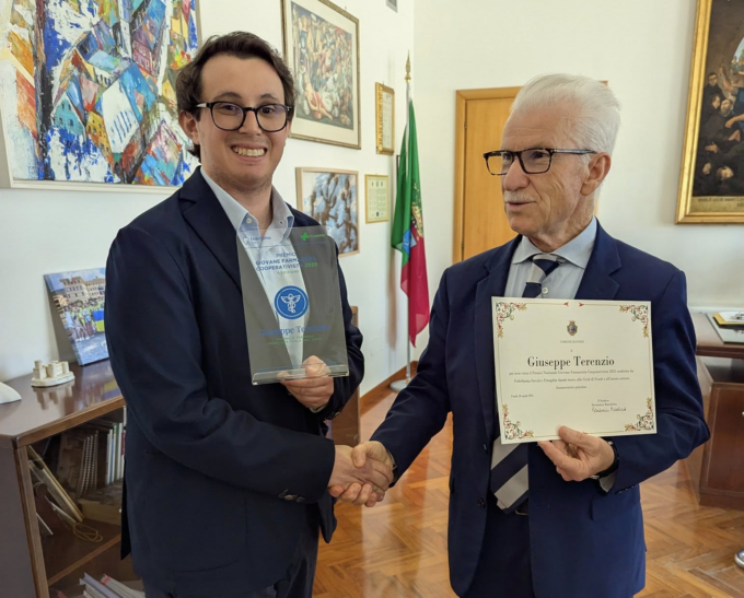 Riconoscimento a Giuseppe Terenzio, “Giovane Farmacista Cooperativista”