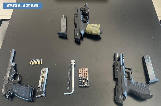 Armi clandestine e droga, tre arresti