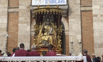 In migliaia per la festa del patrono San Sisto