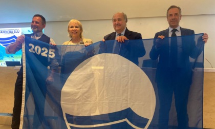 Latina ottiene per il 2025 la Bandiera Blu: premiate anche le attività virtuose del litorale con il “Lido Green”