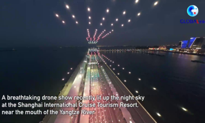 Cina: spettacolo di droni mozzafiato illumina il cielo notturno a Shanghai