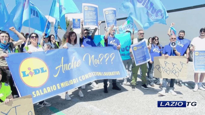 Continua la mobilitazione dei dipendenti dei supermercati Lidl