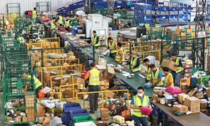 Cina: nuovo record esportazioni di e-commerce transfrontaliero nel 2024