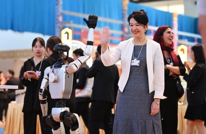 Cina: Tianjin ospita serata culturale di Summer Davos 2025 (1)