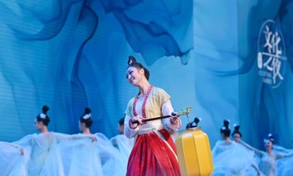 Cina: Tianjin ospita serata culturale di Summer Davos 2025 (3)