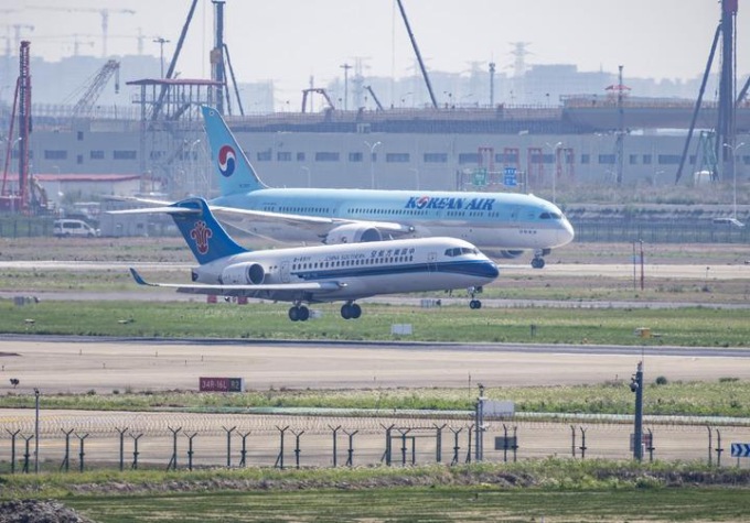 Cina: nono anniversario del servizio commerciale dell’aereo di linea C909