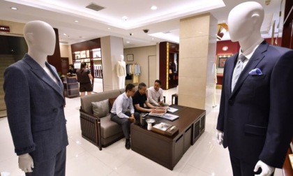 Cina: sartoria, nuovo vigore per il tradizionale marchio Longqingxiang