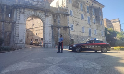 Rubano una bici elettrica, un arresto e una denuncia