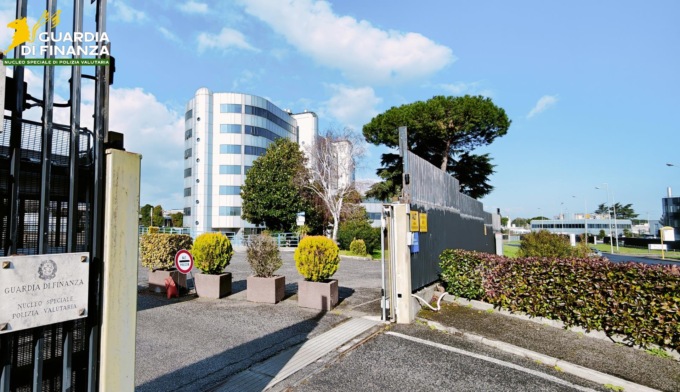 Riciclaggio con cripto valute, maxi sequestro