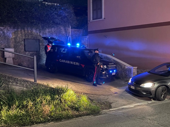 Furti al cimitero, individuato e denunciato l’autore