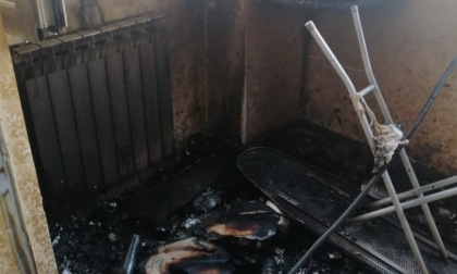 Incendio in un appartamento, salvato 73enne