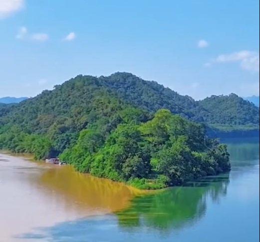 Cina: incontro di due fiumi nel Guangdong crea panorama incredibile