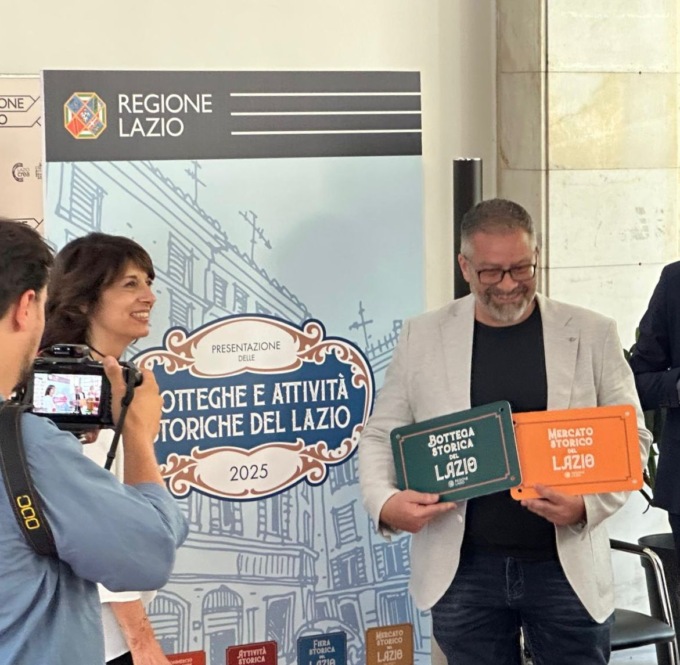 “Botteghe Storiche”, riconoscimento a botteghe, mercati e fiere storiche della città