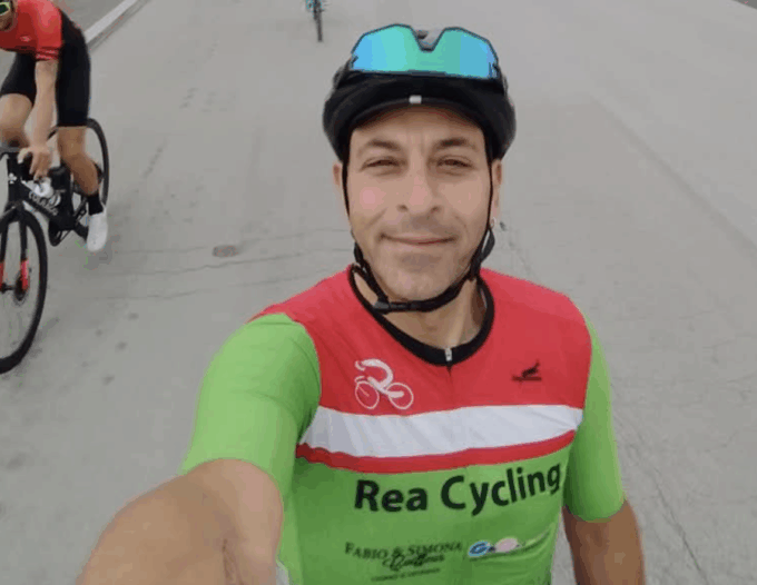 Ciclista muore dopo un malore