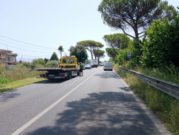 Schianto frontale sull’Appia, muore una donna: grave la sorella