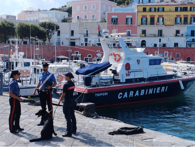 Movida, i controlli dei Carabinieri sull’Isola Lunata