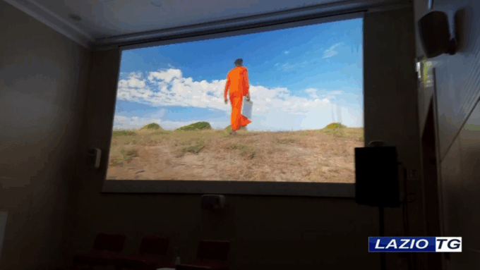 “Il silenzio dei passi”, il cortometraggio