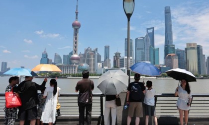 Cina: emette allerte per caldo, temporali