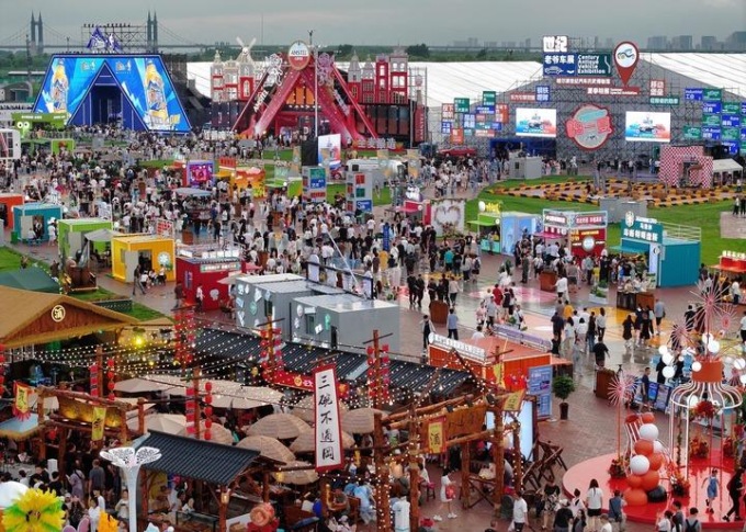 Cina: festival della birra di Harbin nello Heilongjiang (1)