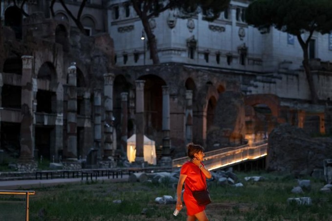Italia: tour notturno ai Fori Imperiali di Roma (3)