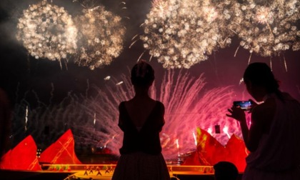 Cina: evento pirotecnico nella "capitale dei fuochi d'artificio" Liuyang