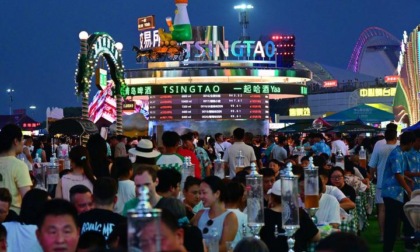 Cina: apertura del Festival internazionale della birra di Qingdao