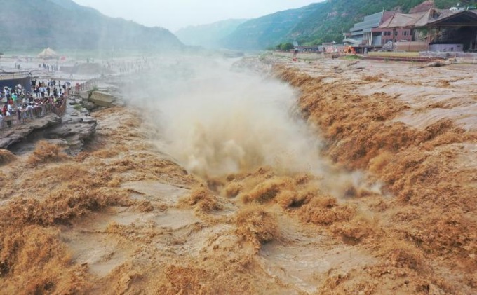 Cina: Shanxi, cascata di Hukou sul fiume Giallo (1)