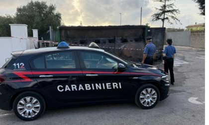 Incendio doloso all’isola ecologica, denunciato un 68enne