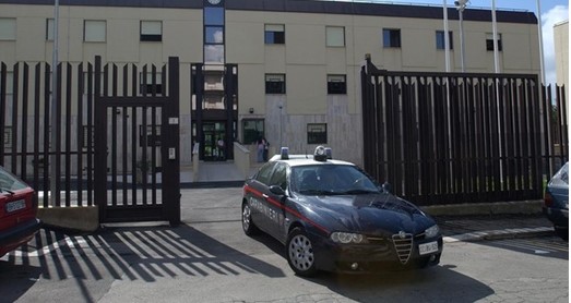 Coltiva canapa indiana in casa, denunciato