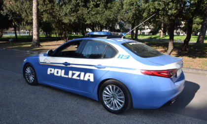 Tentato furto in un negozio, denunciate due donne