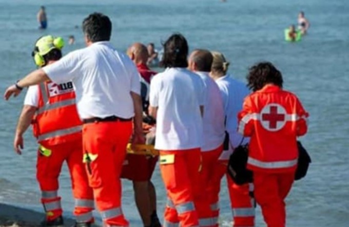 Turista di Sora muore annegato mentre fa il bagno a Silvi Marina