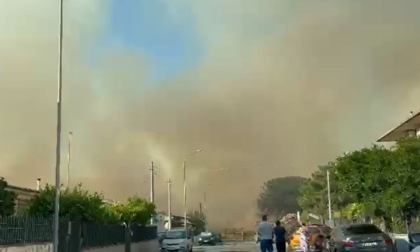 Paura ieri per gli incendi a Campo Boario e in via del Lido