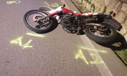 Si schianta contro un palo con la moto, muore Dino Capponi