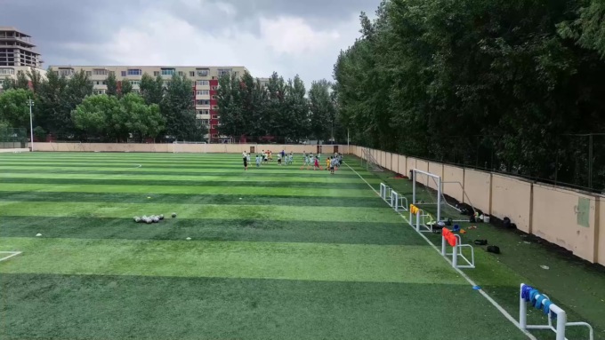 Serbia: allenatori legano con giovani di Shenyang attraverso il calcio