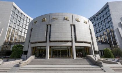 Cina: banca centrale promette sostegno più forte a innovazione e consumi nel secondo semestre