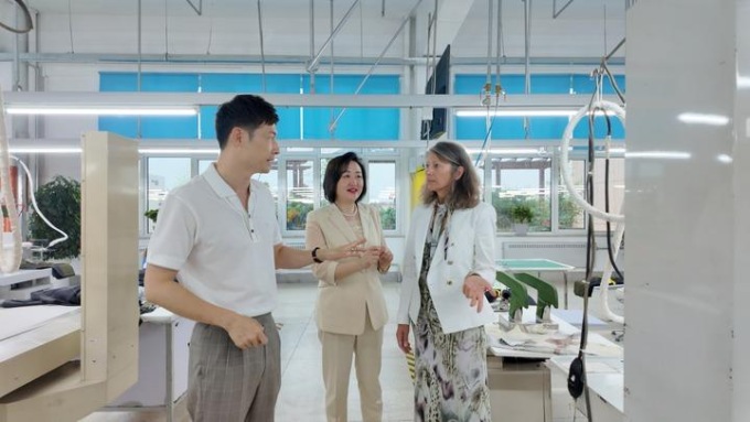 Moda: stilista italiana trova il filo tra due culture nella Cina nord-orientale