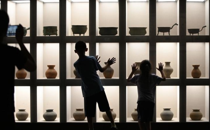 Cina: bambini svolgono attività durante vacanze estive (1)