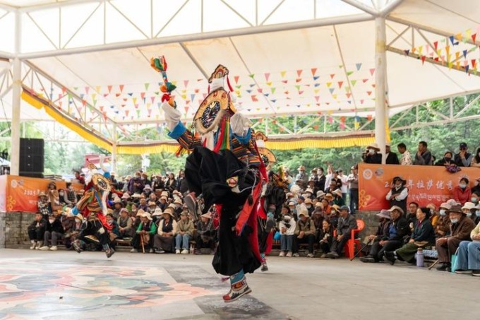 Cina: Festival dello Shoton nello Xizang (1)