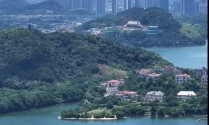 Cina: sguardo al pittoresco bacino di Qingshan ad Hangzhou